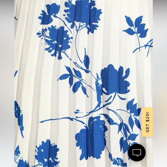 NWT women’s lulus Lindsie Blue and White Floral Print
Pleated Wrap Maxi Dress - Picture 5 of 16